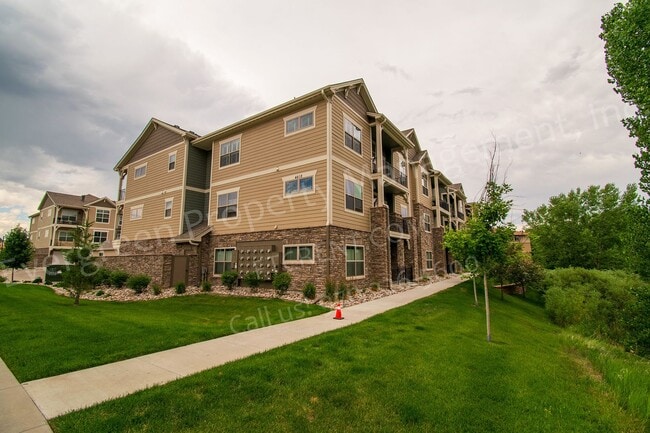 4612 Hahns Peak Dr in Loveland, CO - Building Photo - Building Photo