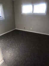 91 Steele Cir in Niagara Falls, NY - Building Photo - Building Photo