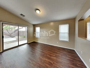 2071 S 155th Dr in Goodyear, AZ - Building Photo - Building Photo