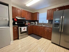 2306 Liberty St in Hollywood, FL - Building Photo - Building Photo