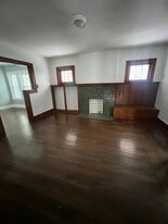 2315 Liberty St, Unit 2B in Erie, PA - Building Photo