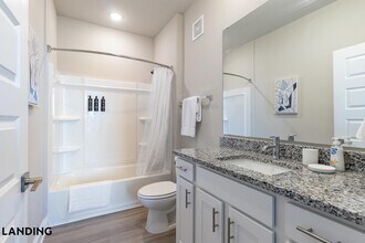 301 E Redstone Ave, Unit 6304 in Crestview, FL - Building Photo - Building Photo