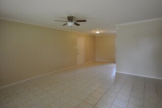 713 S Boyd St in Lindale, TX - Building Photo - Building Photo