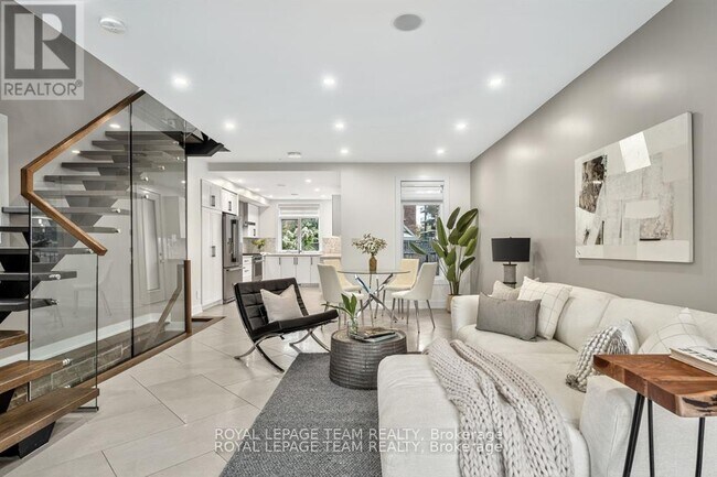 16 First Ave in Ottawa, ON - Building Photo - Building Photo