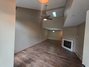 2066 Willow Cir in Centerville, MN - Building Photo - Building Photo