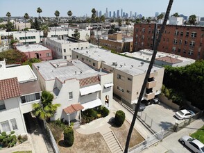 120-122 N Berendo St in Los Angeles, CA - Building Photo - Building Photo