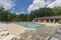 Newport Woods Apartments in Newport, MI - Foto de edificio - Building Photo