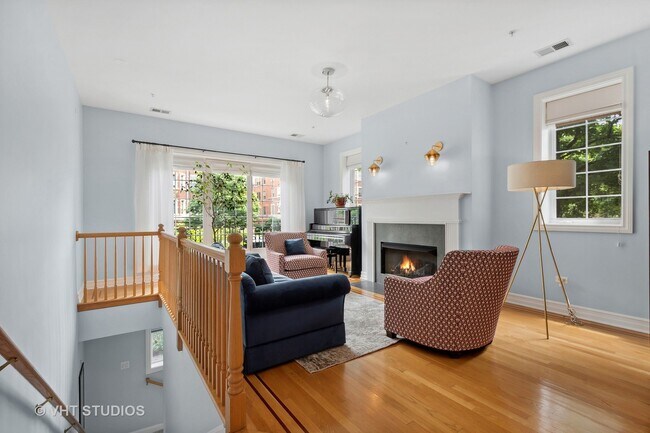 602 Hinman Ave in Evanston, IL - Building Photo - Building Photo