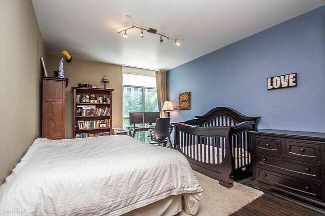 100 E Gay St in Columbus, OH - Building Photo - Building Photo