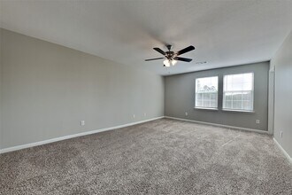 10208 Red Fern Ct in Conroe, TX - Building Photo - Building Photo