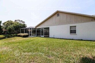 4124 Ridgemoor Dr N in Palm Harbor, FL - Building Photo - Building Photo
