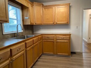 433 Robert Dr in Corpus Christi, TX - Building Photo - Building Photo