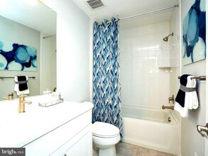 7912 Marietta Dr in Severn, MD - Foto de edificio - Building Photo