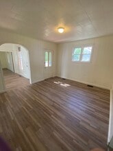 220 E Oak St in Union City, OH - Building Photo - Building Photo