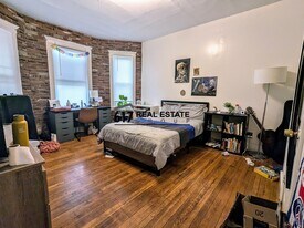 5 Gardner Terrace, Unit 1 in Boston, MA - Building Photo