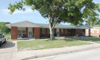 1043-1047 School St Apartments