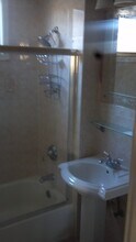 220 Ward Pl in South Orange, NJ - Building Photo - Building Photo