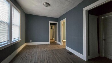 1309 W 110th Pl in Chicago, IL - Foto de edificio - Building Photo