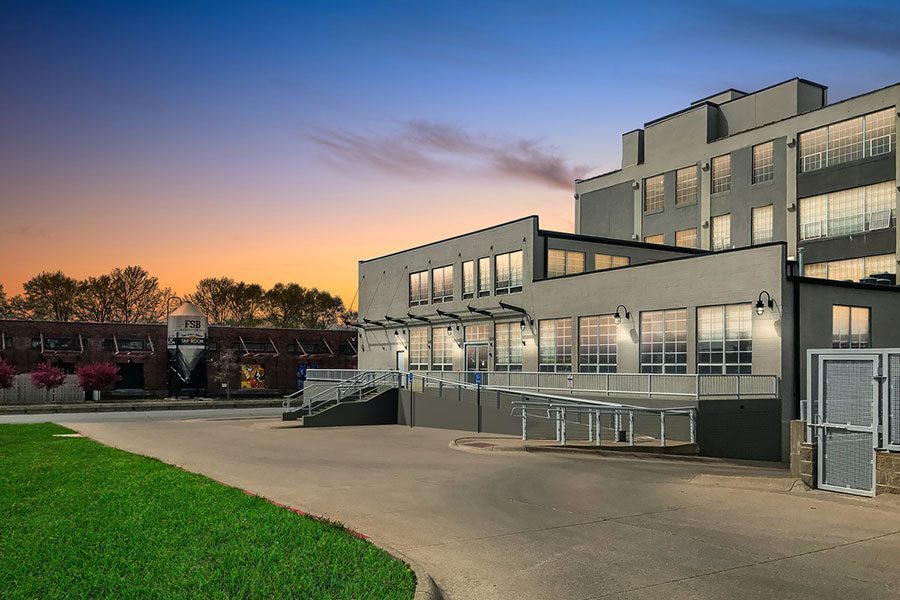 RIVERWALK LOFTS in Davenport, IA - Foto de edificio