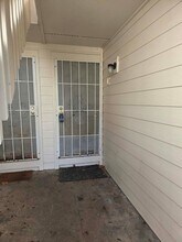 9690 SW Prairie Terrace in Beaverton, OR - Building Photo - Building Photo