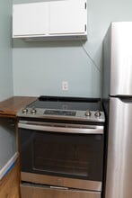 2233 S 2nd Ave, Unit Apartment C in Pocatello, ID - Foto de edificio - Building Photo