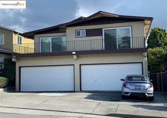 708 Solano Ave in Albany, CA - Building Photo - Building Photo