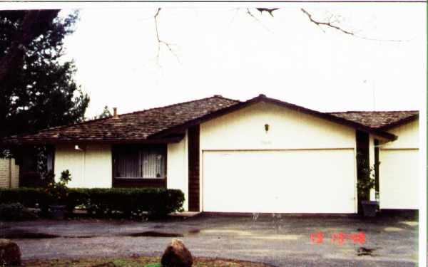 22636-22646 Silver Oak Way in Cupertino, CA - Building Photo - Building Photo