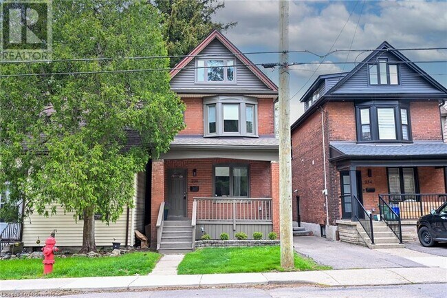236 Bold St in Hamilton, ON - Building Photo - Building Photo