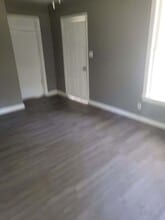 1012 N 10th Ave in Laurel, MS - Foto de edificio - Building Photo