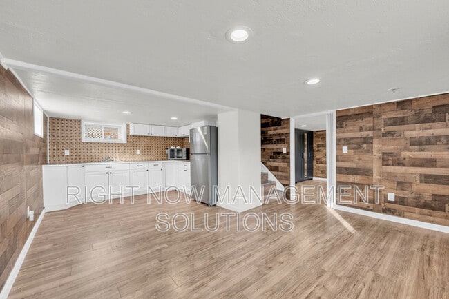 property at 202 S Middleton Rd