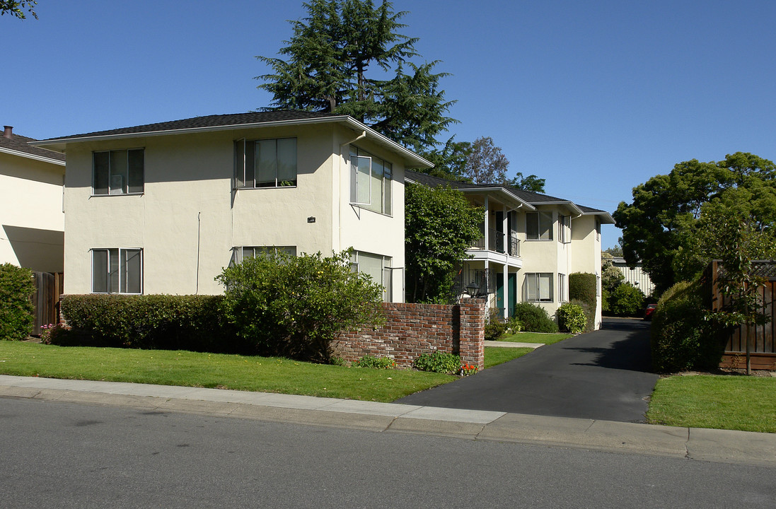 336 Waverley St in Menlo Park, CA - Building Photo