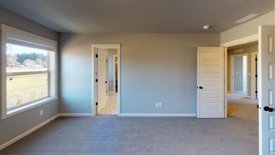 13205 NE 62nd Ave in Vancouver, WA - Building Photo - Building Photo