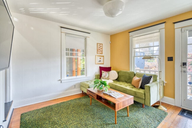 property at 1235 N Prescott St