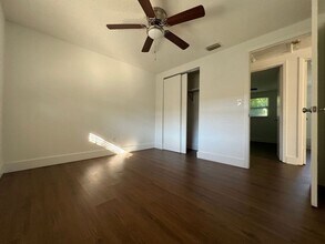 9325 Goldenrod Rd in Thonotosassa, FL - Building Photo - Building Photo