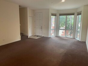 57 Northfield Terrace in Wheeling, IL - Building Photo - Building Photo