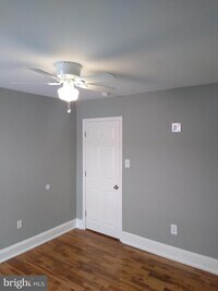 2829 W Oxford St photo'