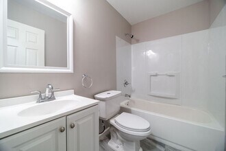 687 Scriven Ave in Columbus, OH - Building Photo - Building Photo