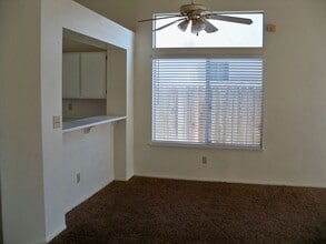 1220 Cribari Dr in Modesto, CA - Building Photo - Building Photo