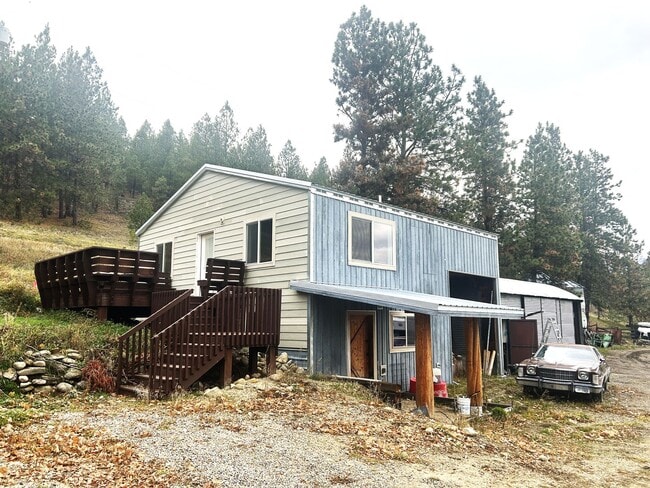 property at 505 Camas Creek Loop