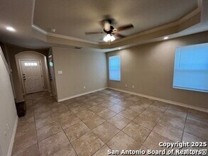 6866 Lakeview Dr. in San Antonio, TX - Building Photo - Building Photo
