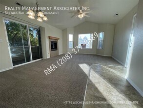 1003 N Stilson Rd in Boise, ID - Building Photo - Building Photo