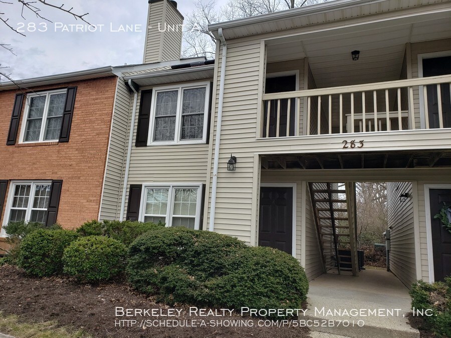 283 Patriot Ln-Unit -Unit A in Williamsburg, VA - Foto de edificio