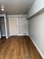 10302 141st St Ct E in Puyallup, WA - Building Photo