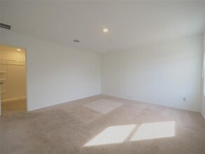 337 Rancho Del Cielo Lp in Jarrell, TX - Building Photo - Building Photo