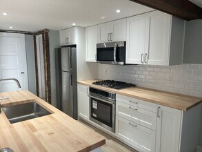 434 Hurlbutt St in Wilton, CT - Building Photo - Building Photo