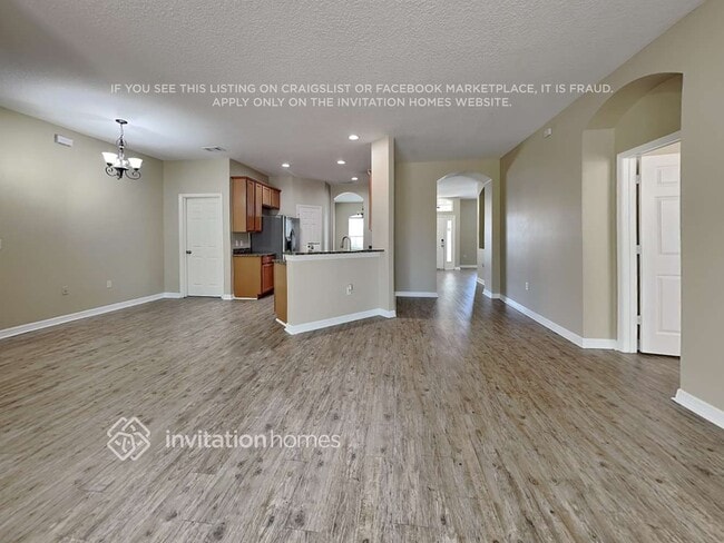 498 Woodford Dr in Debary, FL - Foto de edificio - Building Photo