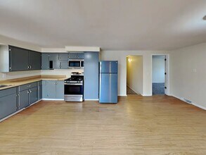 333 E Center St in Glenwood, IL - Building Photo - Building Photo