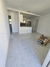 1148 NW 100th St in Miami, FL - Building Photo - Building Photo
