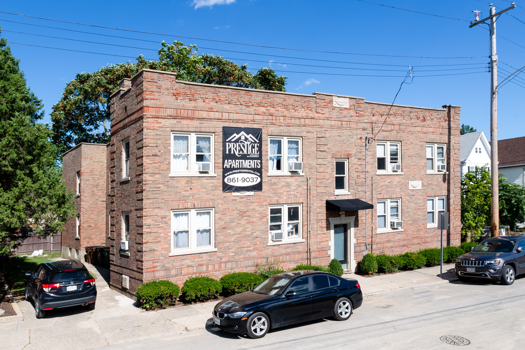 4132 Taylor in Cincinnati, OH - Foto de edificio