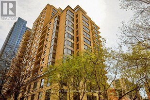 123 Eglinton Ave E in Toronto, ON - Building Photo